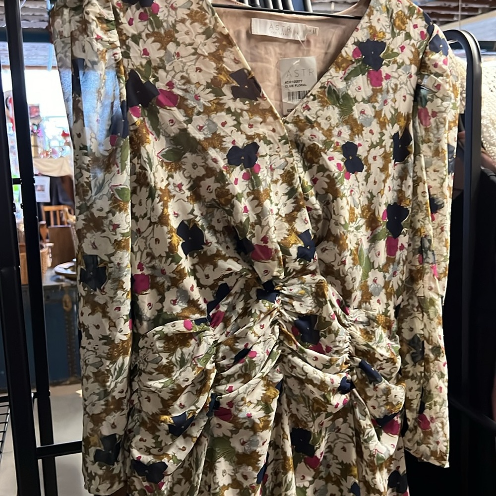 ASTR Mini Dress - Picture 3 of 5